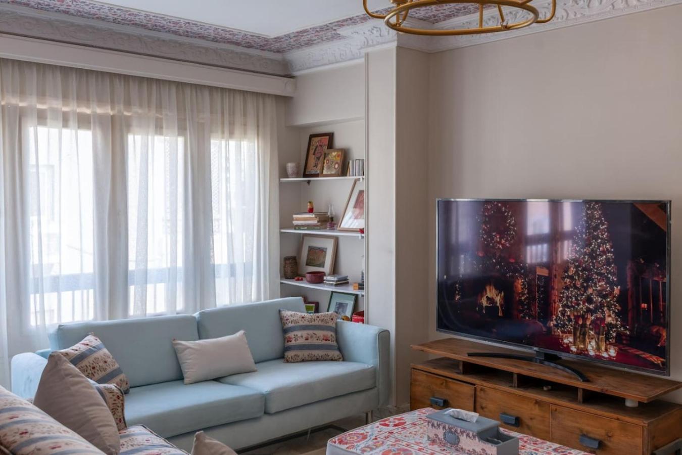 Maadi Suker Khan, Vintage Oasis. Apartment