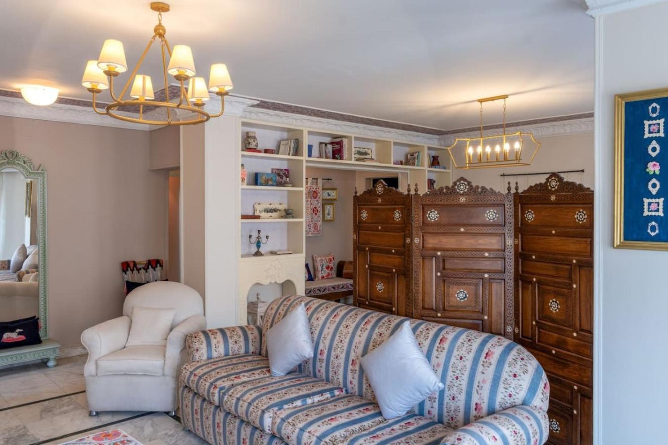 Apartment Maadi Suker Khan, Vintage Oasis.