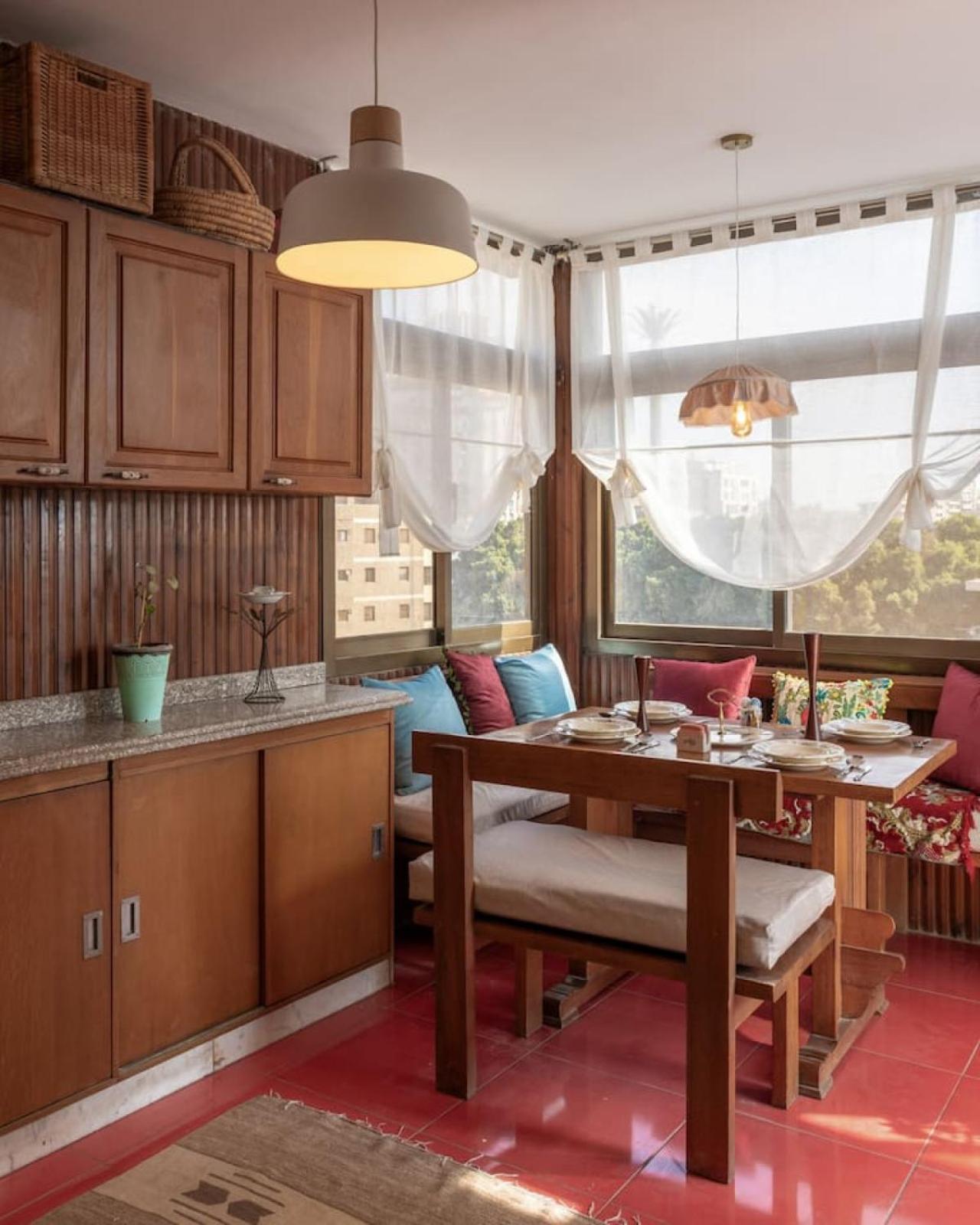 Maadi Suker Khan, Vintage Oasis. * Cairo